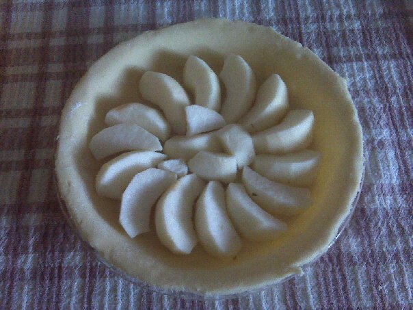 Apples-in-pie-shell