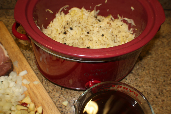 Sauerkraut in crock pot