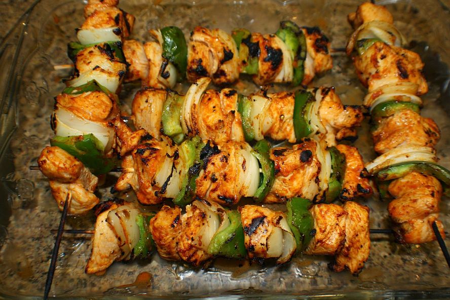 chicken-schaschlik-cooked-skewers.jpg grilled chicken schaschlik skewers with charred edges after cooking
